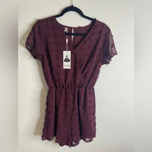 Angashion Maroon V-neck Polka Dot Romper Size Small - Picture 11 of 11